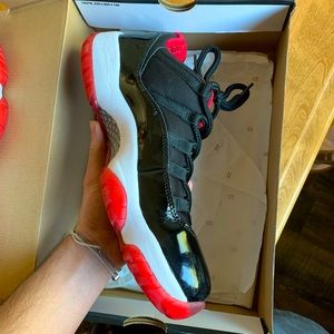 Jordan 11 Retro Low Bred